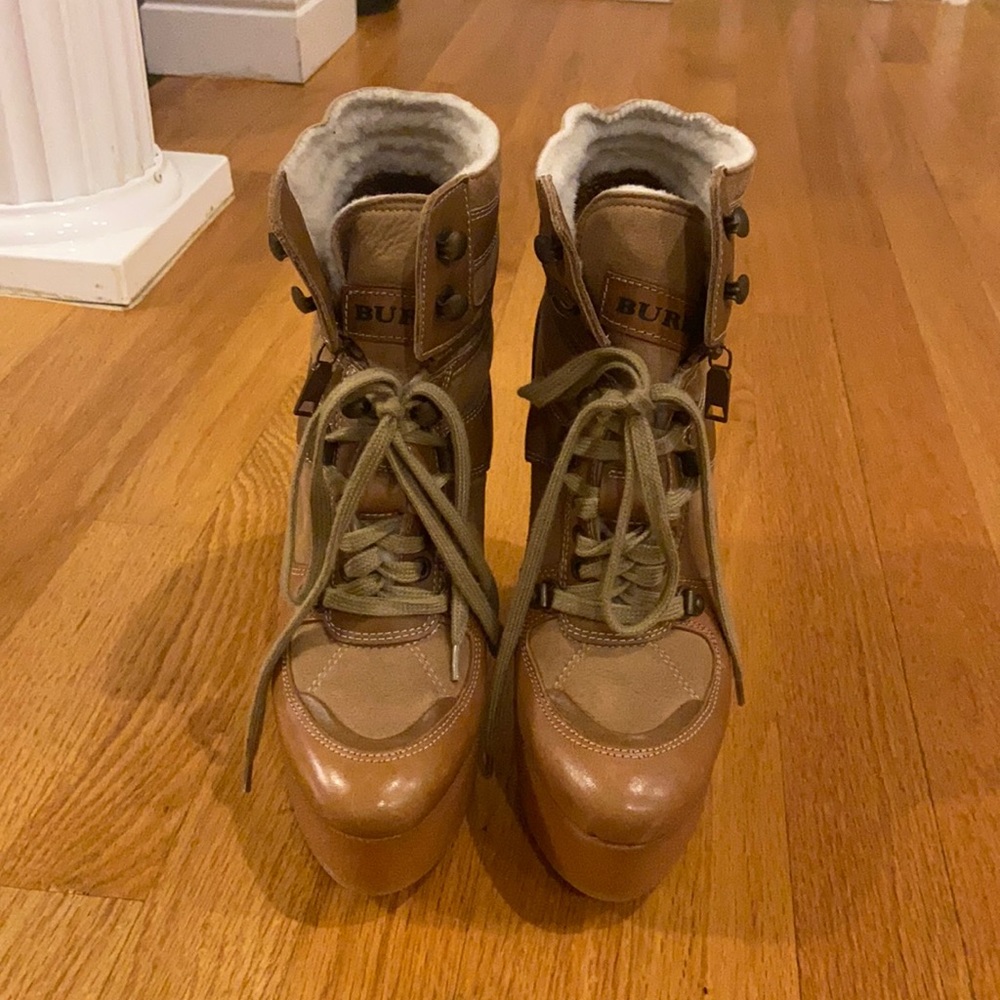 Burberry Tan Ankle Boots